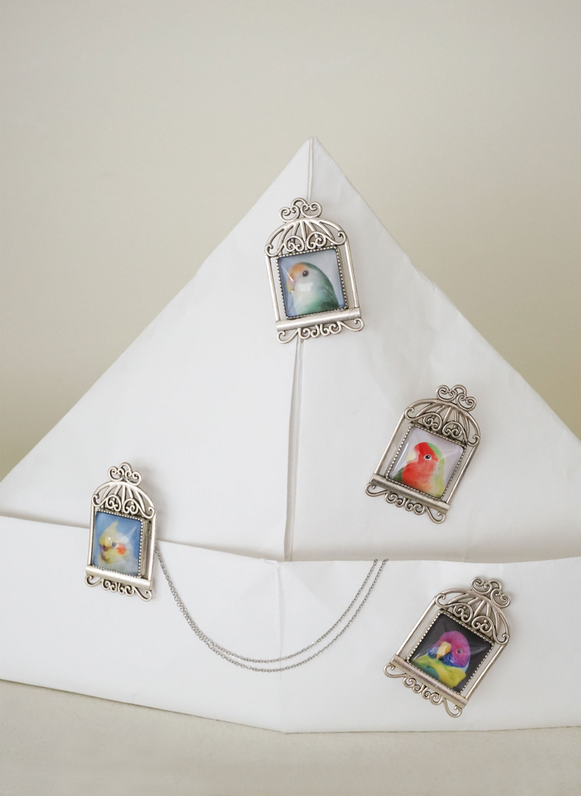 BIRDCAGE BROOCH (5 COLORS)