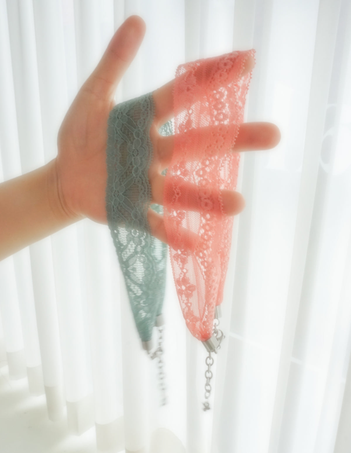 GURI’S LOTUS CHOKER [분홍]