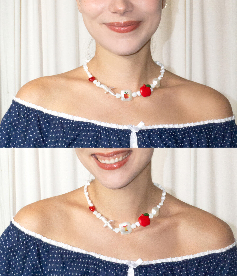 MORNING APPLE NECKLACE