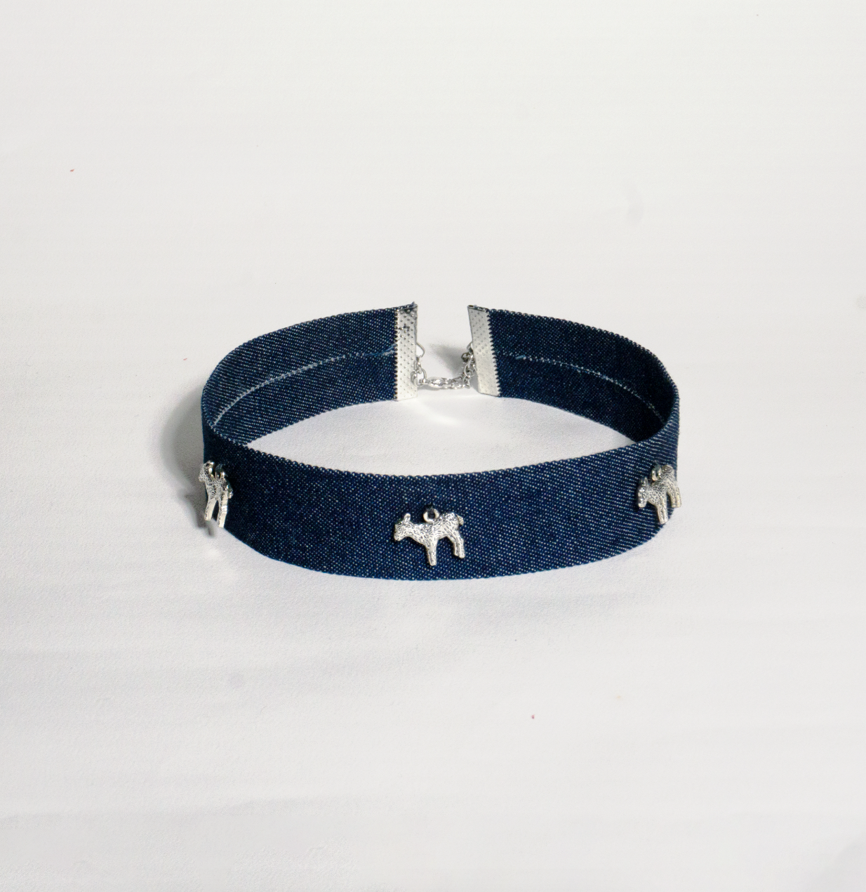 COUNT SHEEP DENIM CHOKER