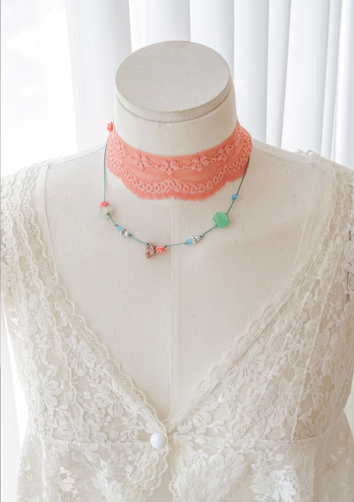 GURI’S LOTUS CHOKER [분홍]