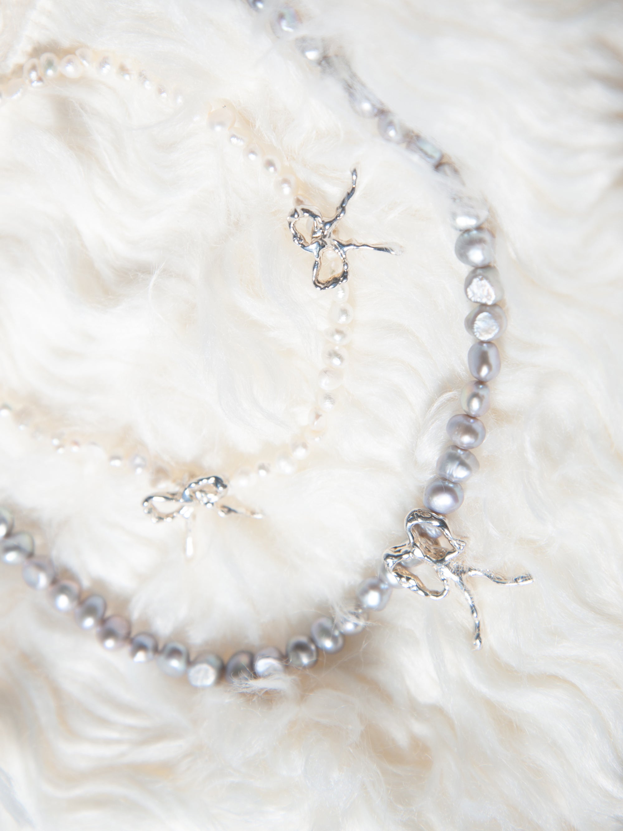SINGLE RIBBON NECKLACE