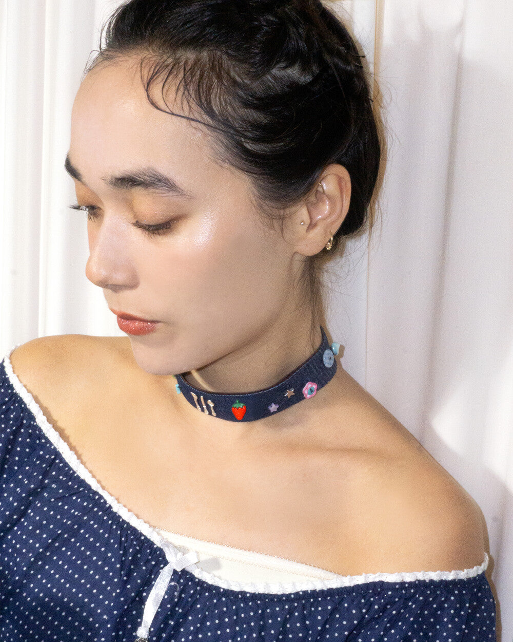 RABBIT'S DINNER DENIM CHOKER