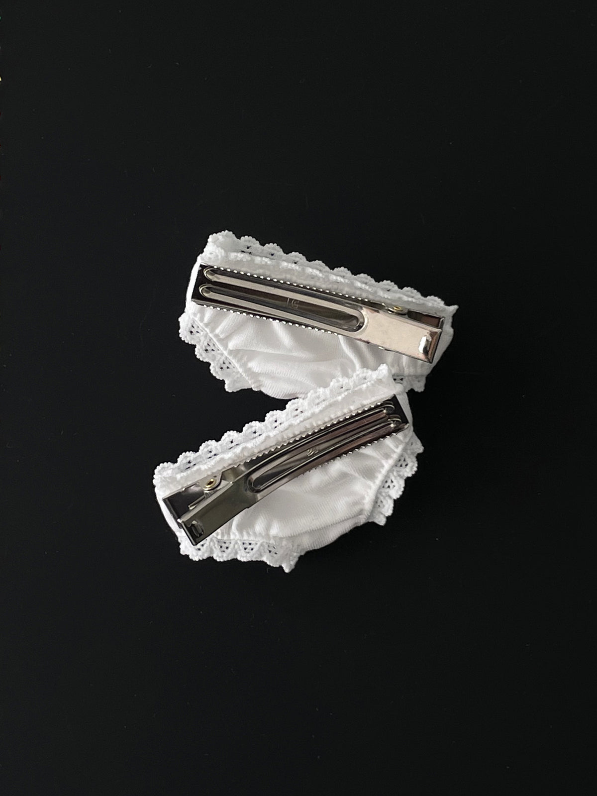 LITTLE BLOOMER HAIR PIN