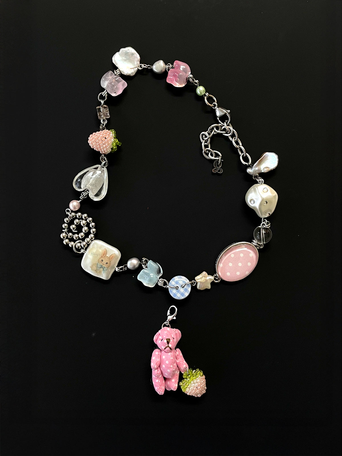 TEDDY WITH A BERRY CHARM